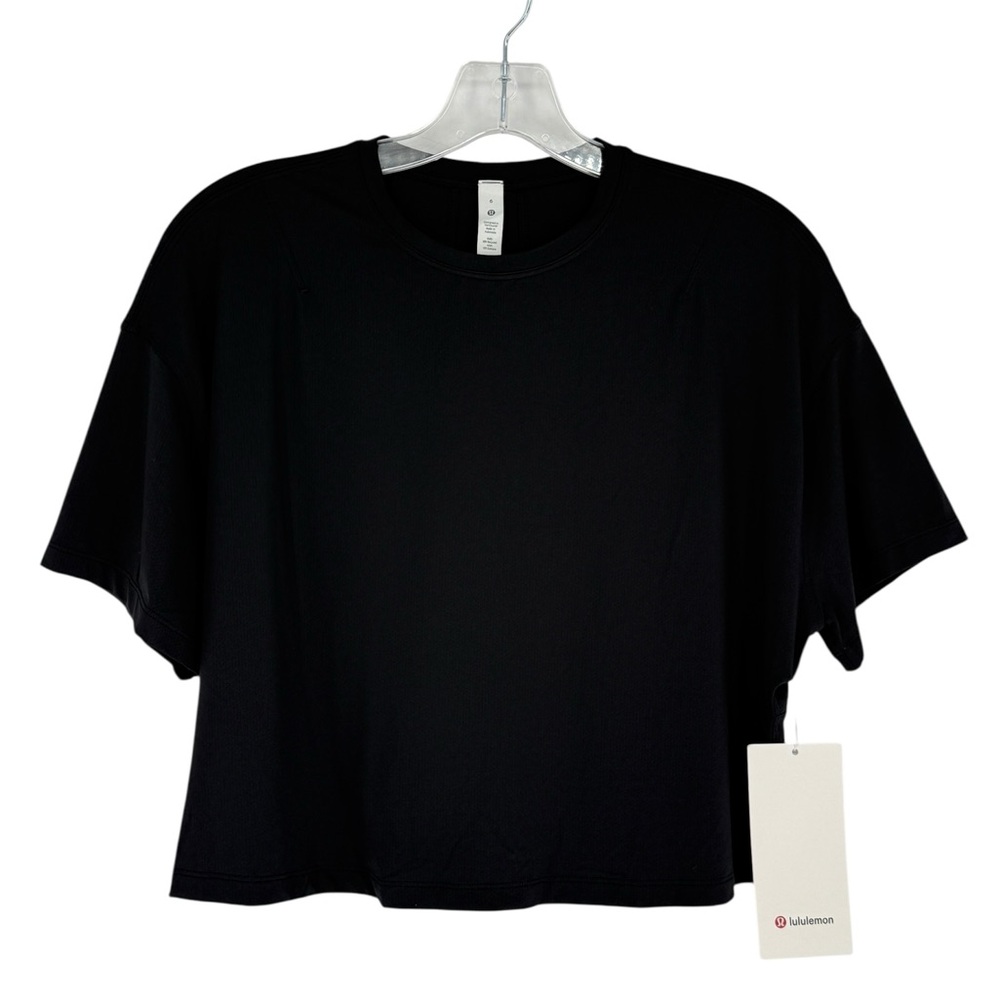 lululemon athletica Classic Black Short Sleeve Tee